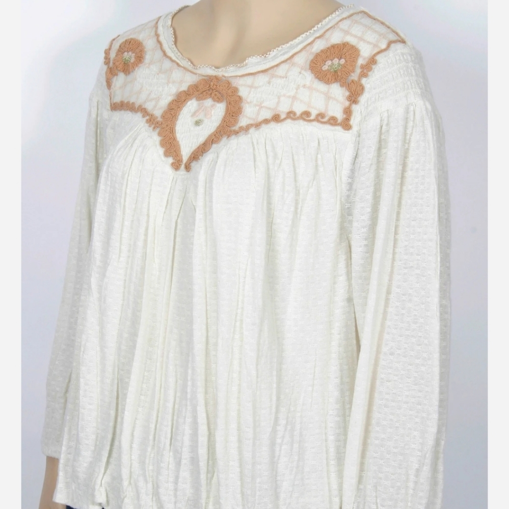 FREE PEOPLE - 'Begonia' embroidered top